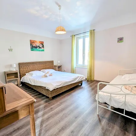 Holiday home Felibrige - Clim - Cour *